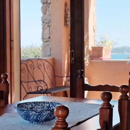 Vista Mare Mozzafiato, A Un Minuto Dalla Spiaggia!