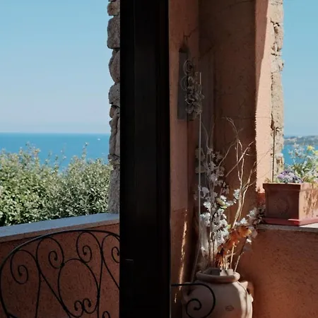 Vista Mare Mozzafiato, A Un Minuto Dalla Spiaggia! 아파트